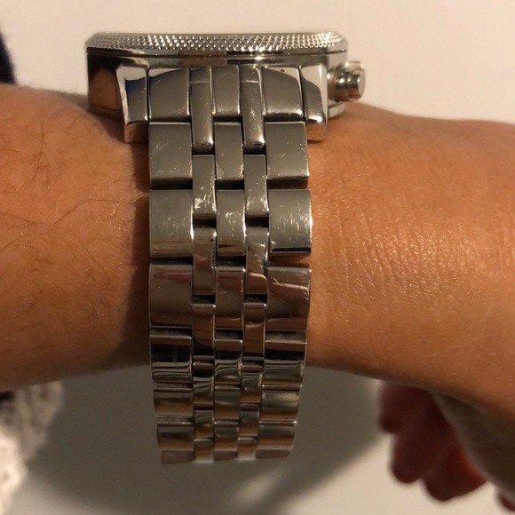 Watch - Picture 6 of 8